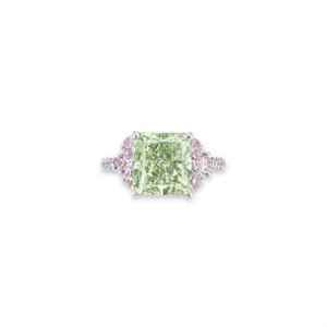 an_exceptional_coloured_diamond_ring_by_moussaieff_d5898470h